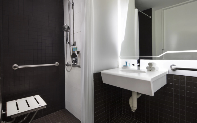 The Washington by LuxUrban