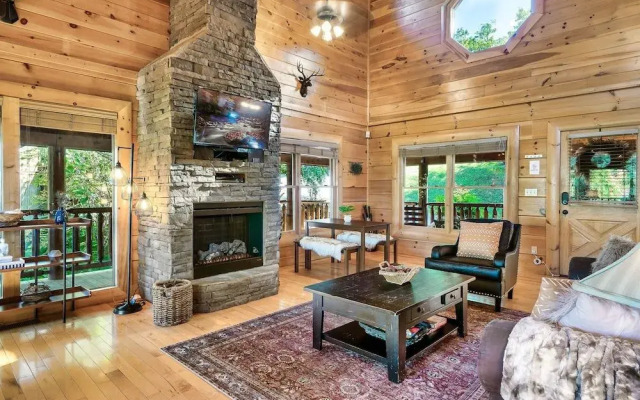 Timberwolf Vista w HotTub Pool View