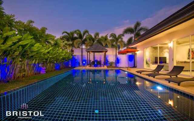 Kamala Contemporary 3 Bedrooms Pool Villa