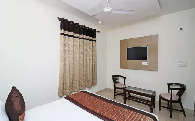 Grand Inn By OYO Rooms