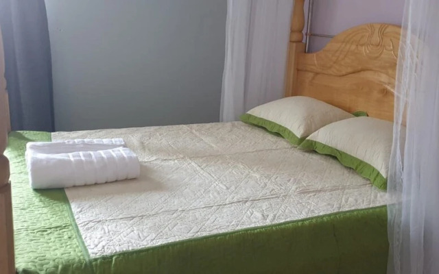 Kinene Residence Motel - Garuga Road, Entebbe