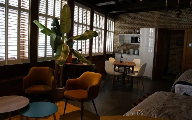 Charming Suites Jan Zonder Vrees