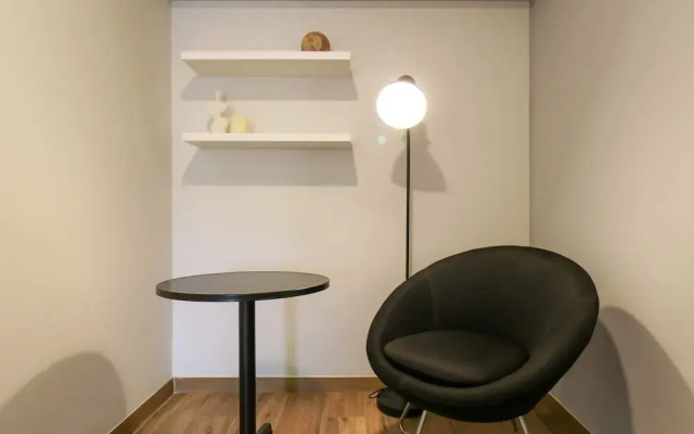 w Extraordinary 2BR w Balcony in Miraflores