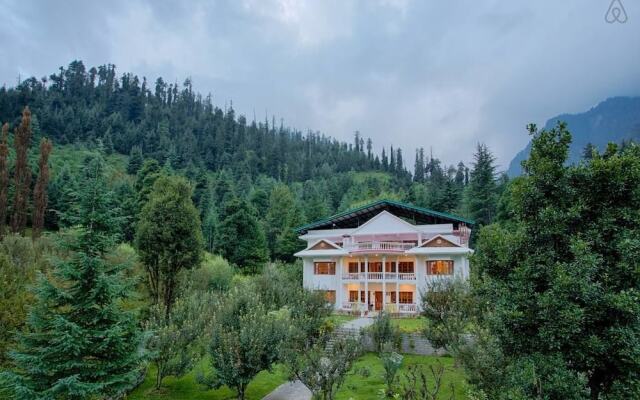 Lama House by OpenSky