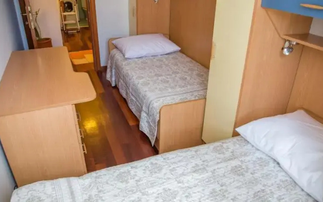 Apartments Rea