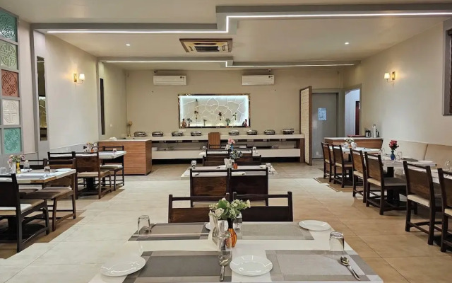 Devki Grand Hotel