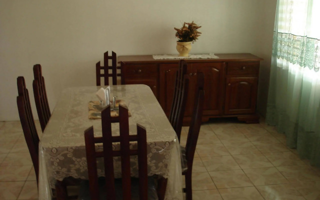 Treasure Bay Guesthouse