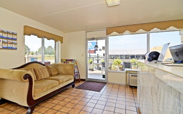 Alcoa Inn
