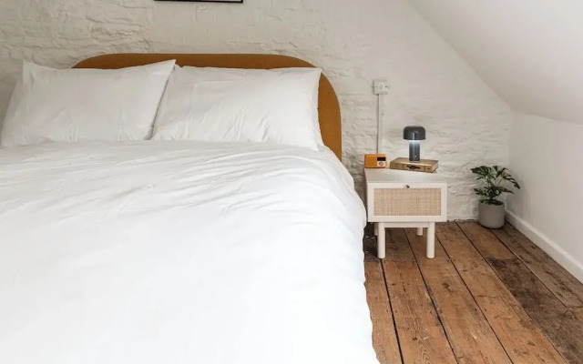 Stunning 2BD in the Heart of Malmesbury