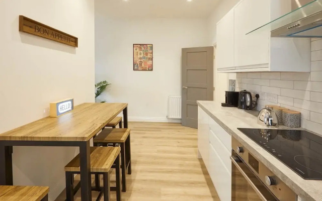 Apartment A Cornerhouse Apartments