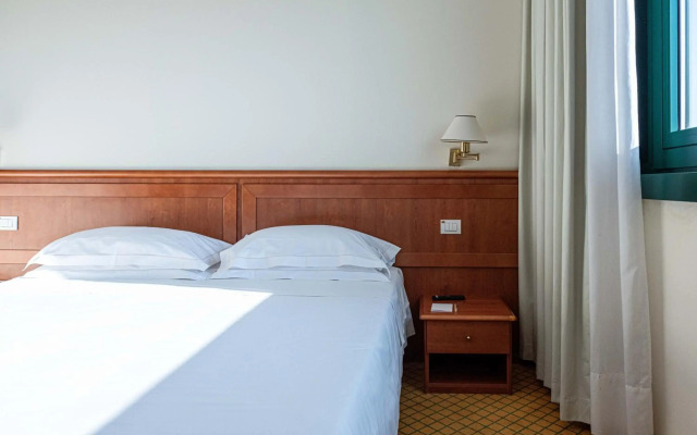 Phi Hotel Emilia