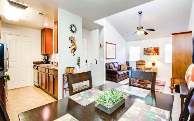 Beautiful Condo in Prime Scottsdale Location!