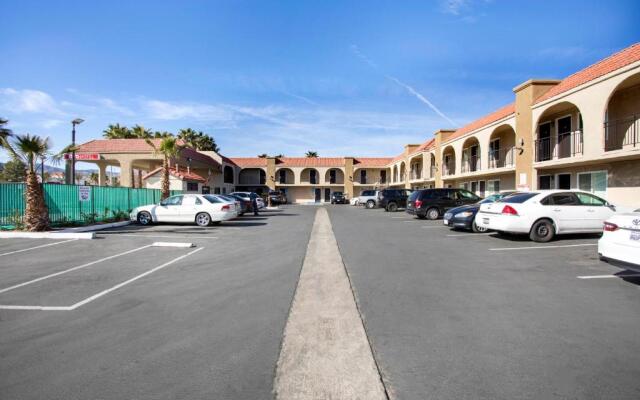 OYO Hotel Palmdale - Antelope Valley