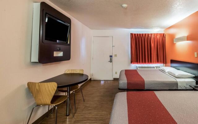 Motel 6 McMinnville