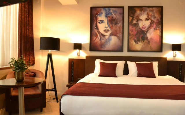 Queen's Hotel