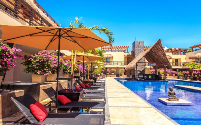 Aldea Beachside Condo