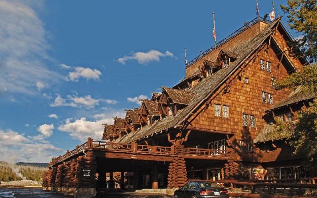 Old Faithful Lodge & Cabins - Inside the Park