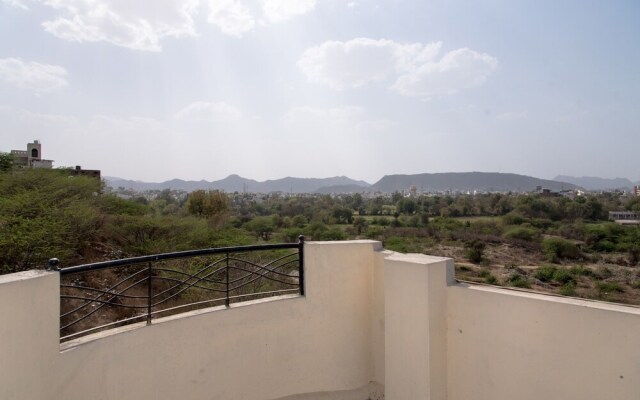 OYO 12741 Home 2BHK Villa Hiran Magri
