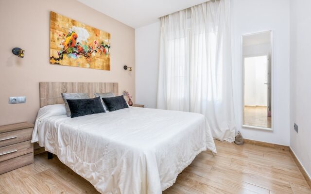 First Line Fuengirola Marina Apartment with Stunning Sea Views