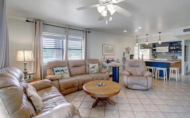 Bayhouse Condo 3 Bedroom Condo by Redawning