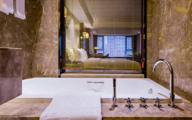 Chongqing Just-inn Hotel