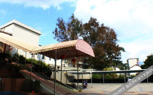 Yingbin Hotel