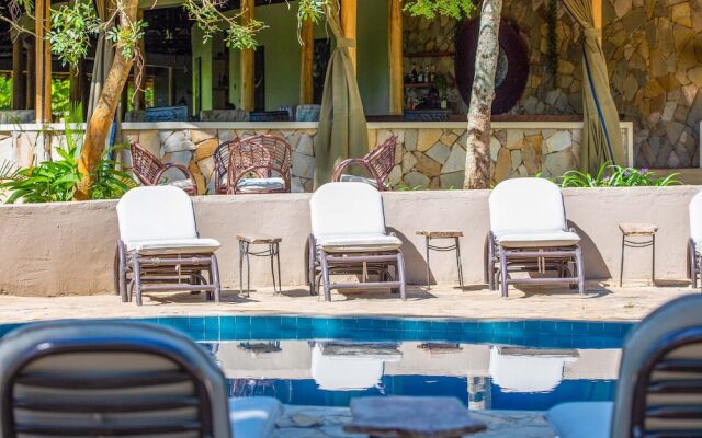 Sambiya River Lodge
