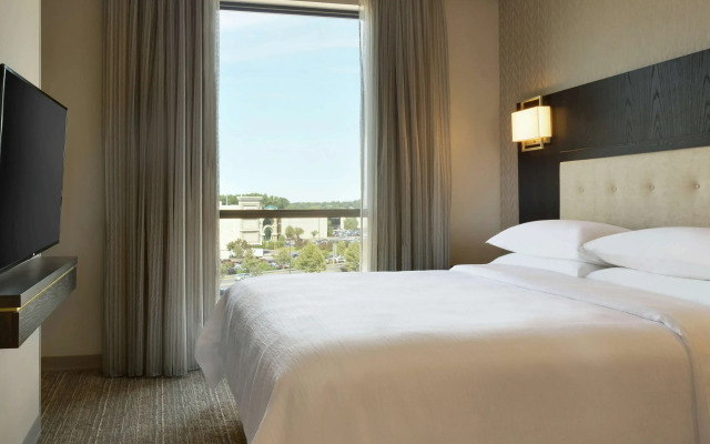 Embassy Suites by Hilton Syracuse Destiny USA