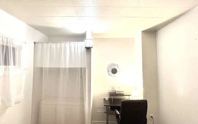 Housing Albert