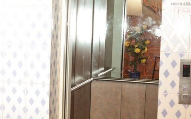 Maina Highway Hotel