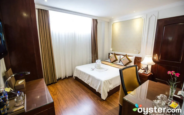Orange Hotel