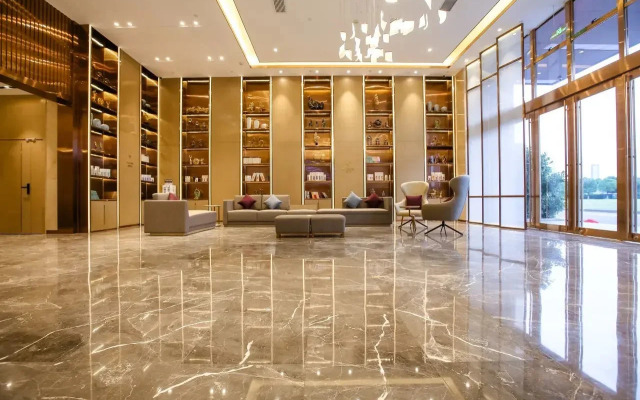 Lavande Hotel (Wuxi East Railway Station)