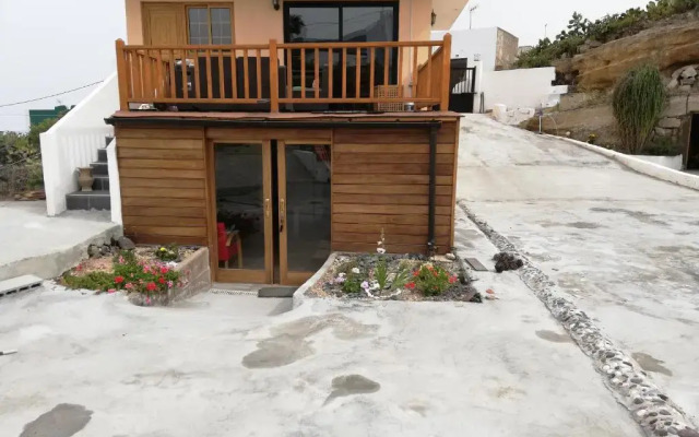 Half wooden rural apartment