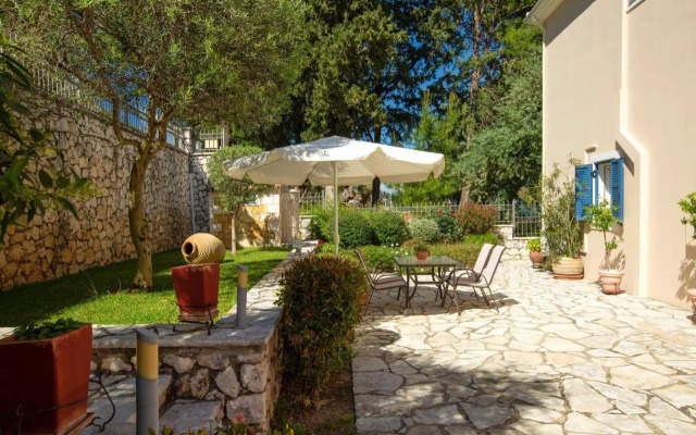 Thalassa Apartments