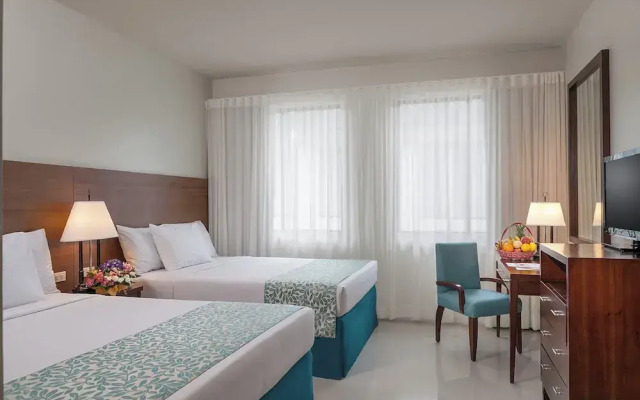 Holiday Inn & Suites Batangas Limapark by IHG