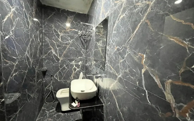Hotel SRK - near Temple