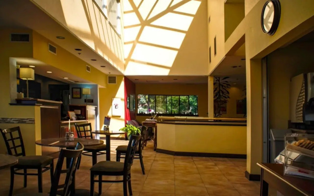 Holiday Inn Express Grover Beach-Pismo Beach Area by IHG