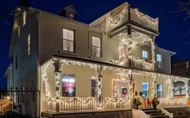 The Lakehurst Estate