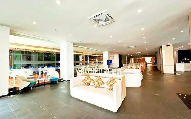 The Srivaree Airport Hotel