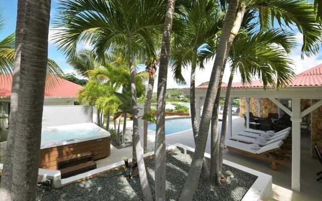 Villa Kir Royal - Luxury leisure