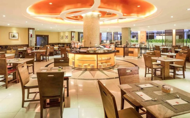 Ibis Mangga Dua & Apartments