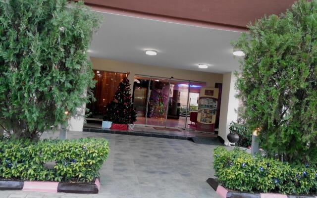 Limeridge Hotel