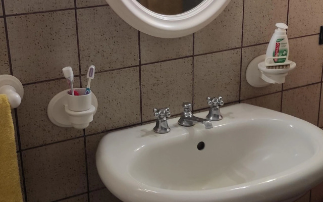 Nice villa in Ragalna with a nice garden