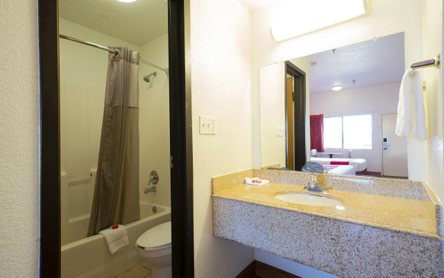 Americas Best Value Inn & Suites Humble