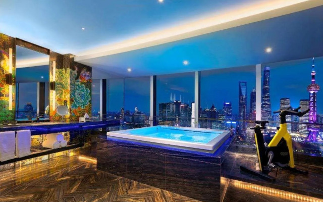 W Shanghai - The Bund