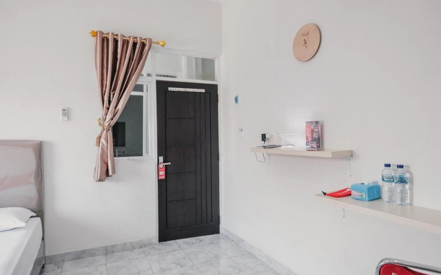 RedDoorz @ Jalan Narada Lampung
