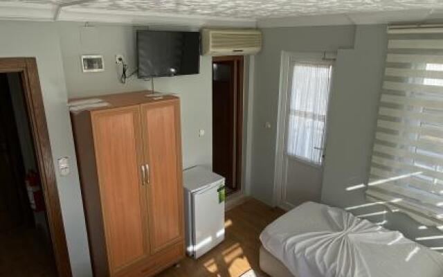 Lera Hotel