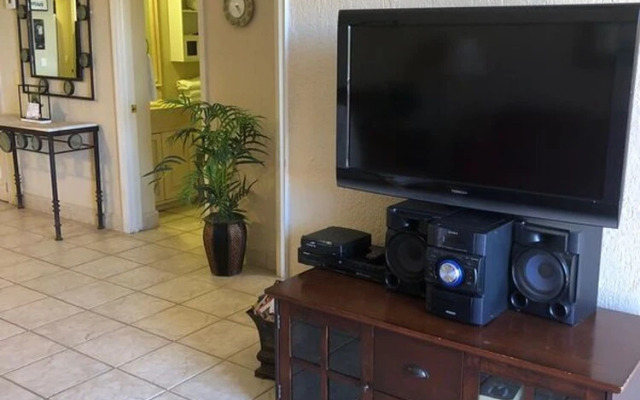 Princessa 3BR C 502-v by Casago