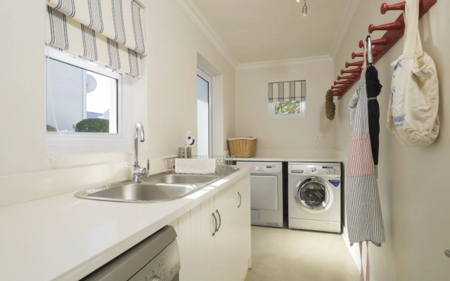 Thesen Islands Holiday House