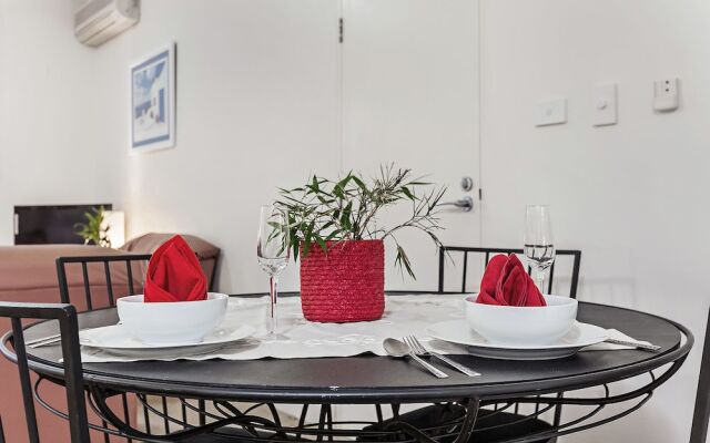 Zenith Studio Unit 3, 10 Messines Street